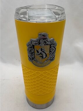 UNIVERSAL STUDIOS HARRY POTTER HUFFLEPUFF YELLOW TUMBLER 24 oz